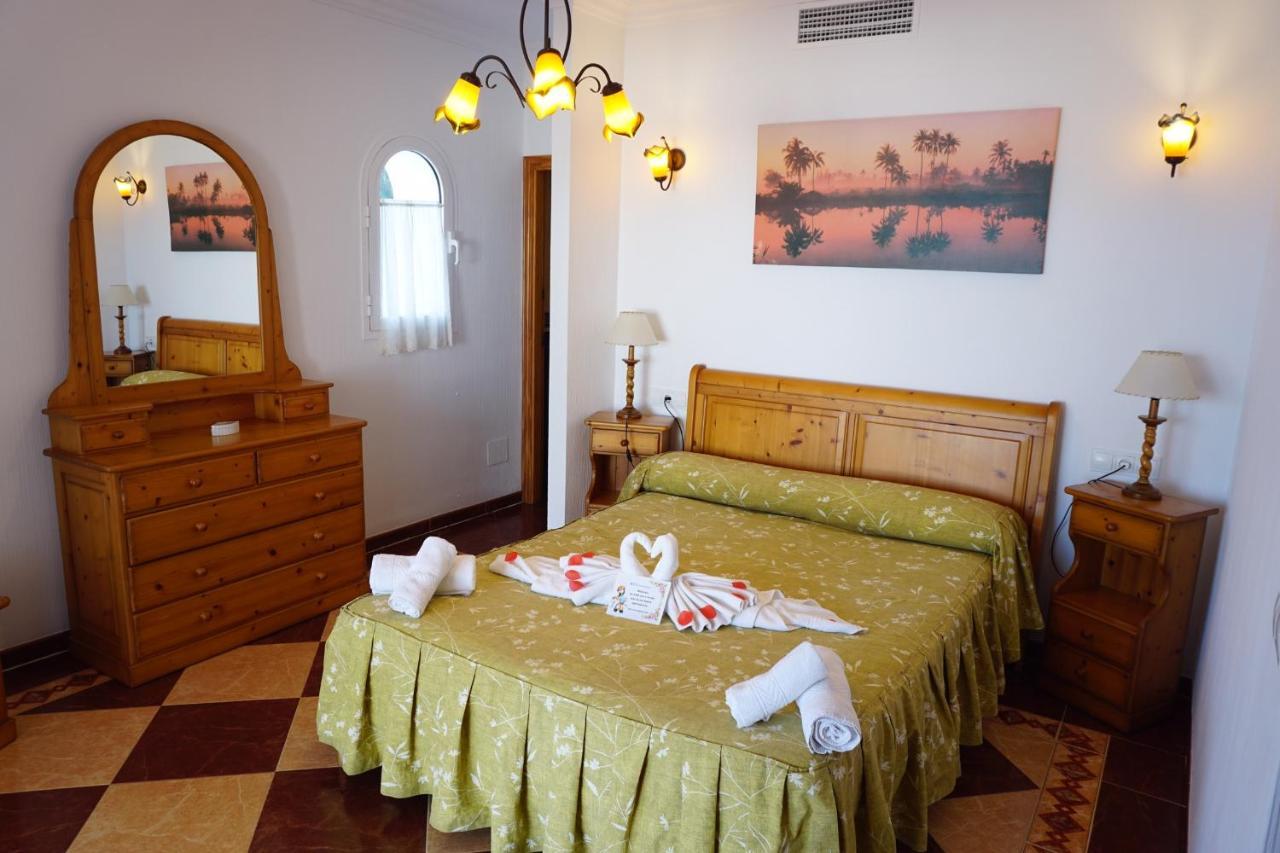 Apartamentos Punta Prima Beach Exterior photo