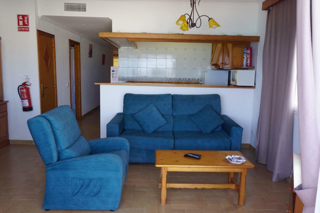 Apartamentos Punta Prima Beach Exterior photo